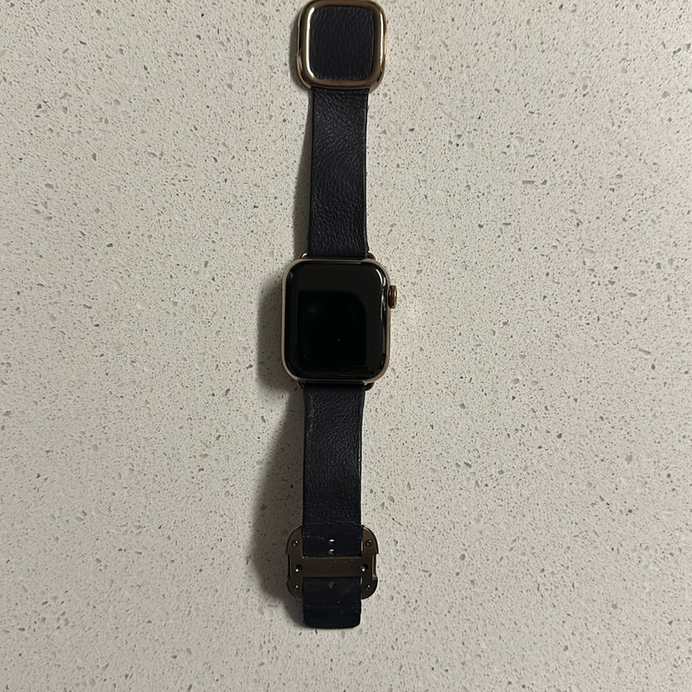 Apple watch 5